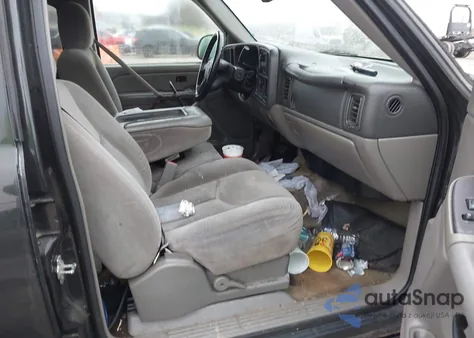 2005 Chevrolet Tahoe Ls z USA, uszkodzony, nr VIN 1GNEC13V25R184457